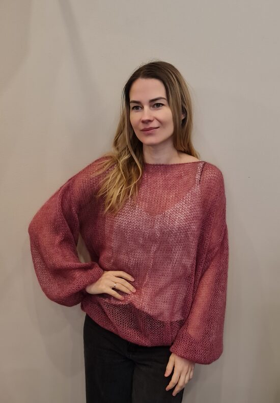 Aveņu toņa mohēras džemperis